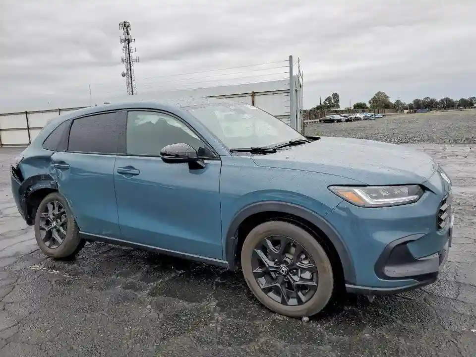 3CZRZ2H57SM770943 2025 HONDA HR-V-3