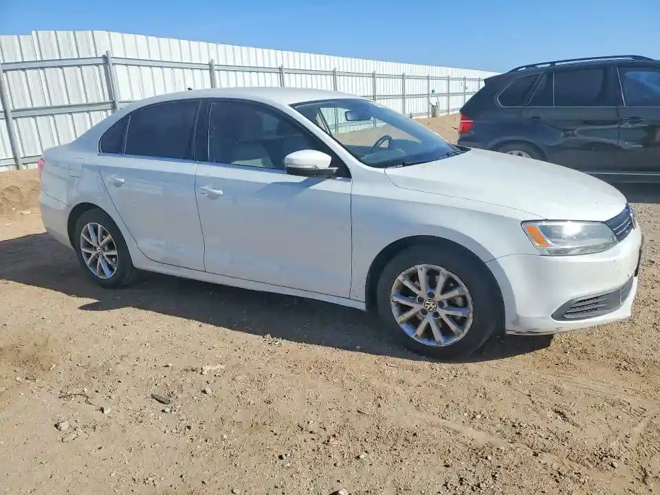 3VWD17AJ4EM406296 2014 VOLKSWAGEN JETTA-3