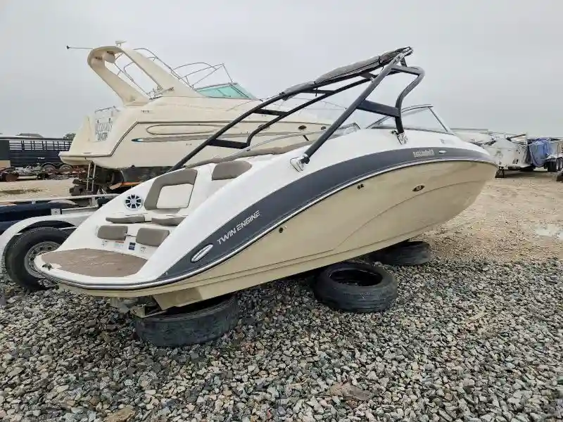YAMCR313D212 2012 YAM BOAT-2