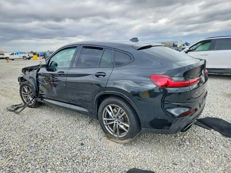 5UX2V5C00M9E71359 2021 BMW X4-1