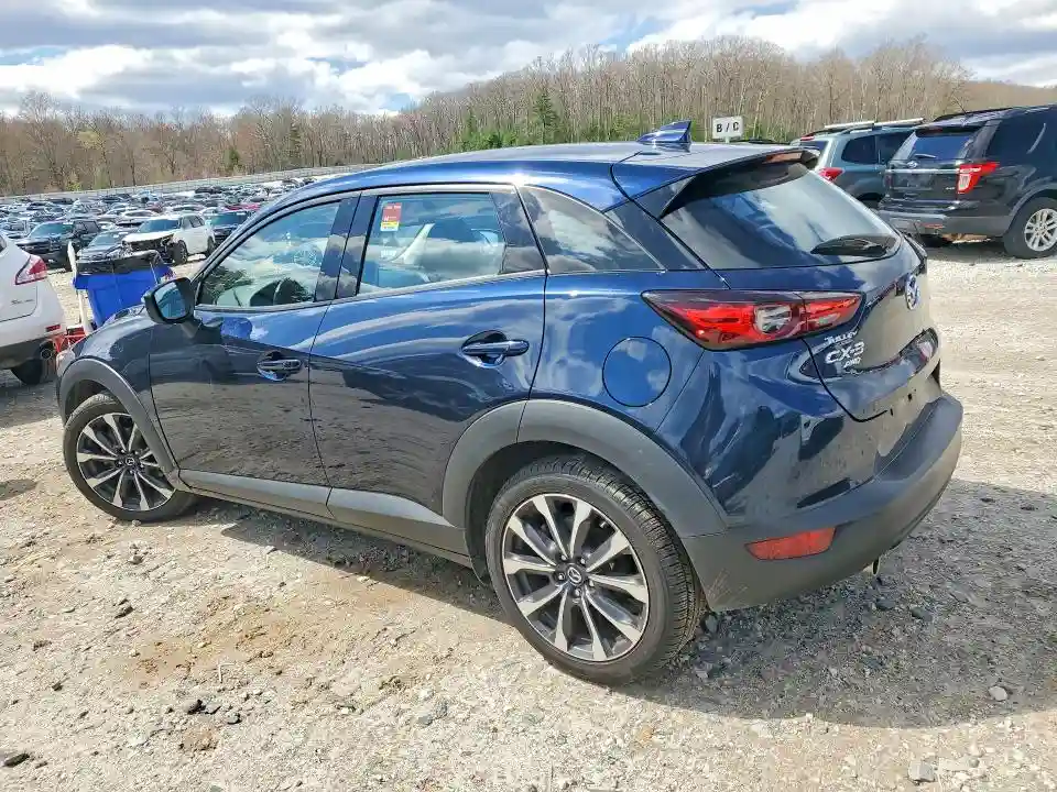 JM1DKFC74K0444282 2019 MAZDA CX-3-1