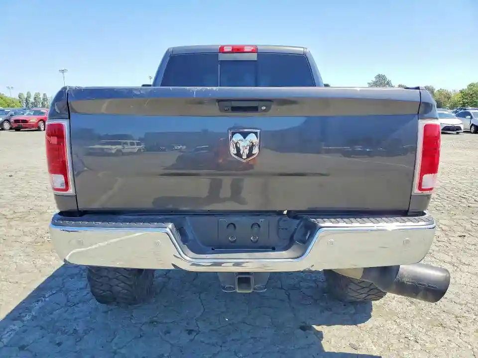 3C6UR5FLXGG333437 2016 RAM 2500-5