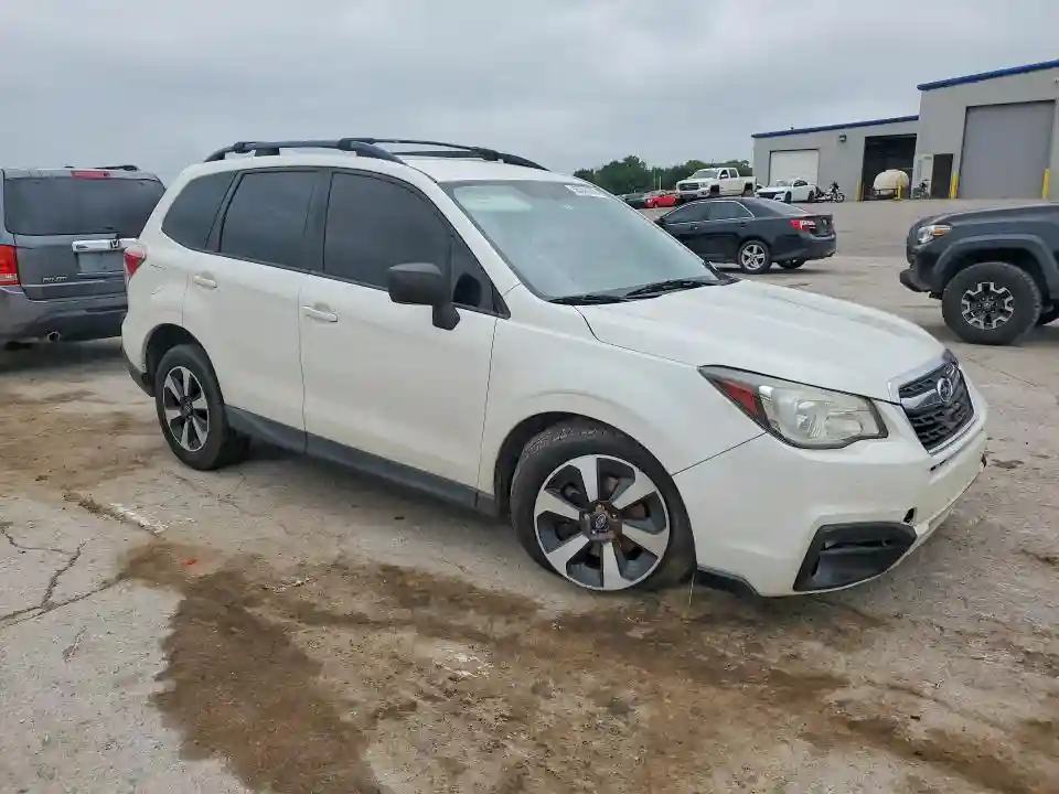 JF2SJABC5JH507273 2018 SUBARU FORESTER-3