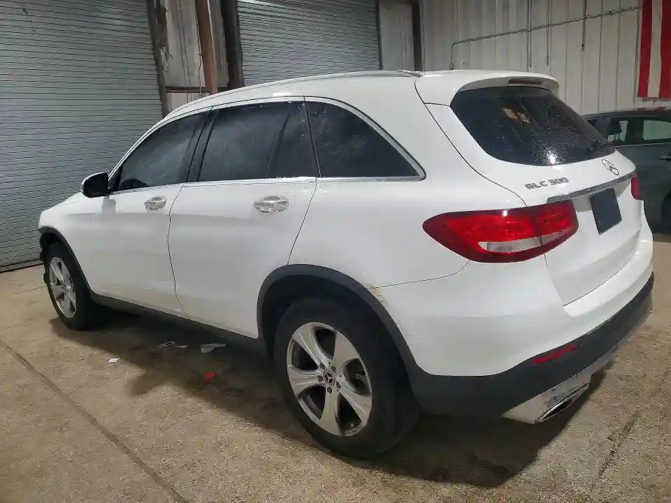 WDC0G4KB6JV105996 2018 MERCEDES-BENZ GLC-CLASS-1