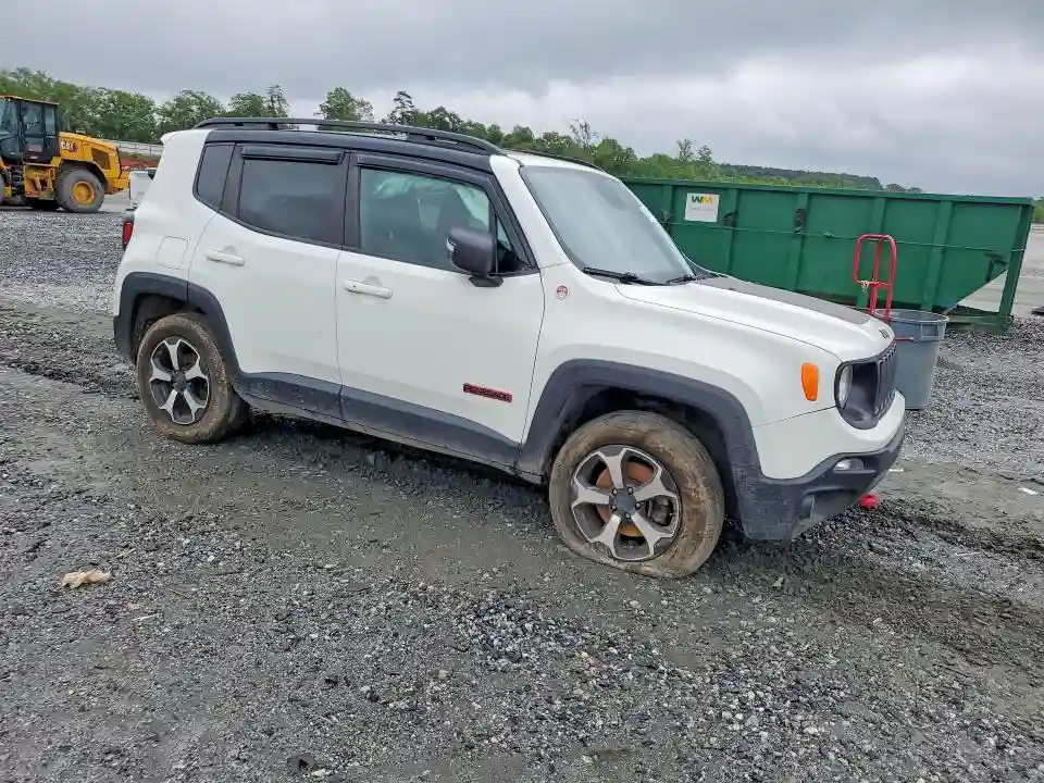 ZACNJBC17KPK13038 2019 JEEP RENEGADE-3