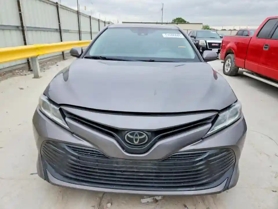 4T1C11AK2LU998676 2020 TOYOTA CAMRY-4
