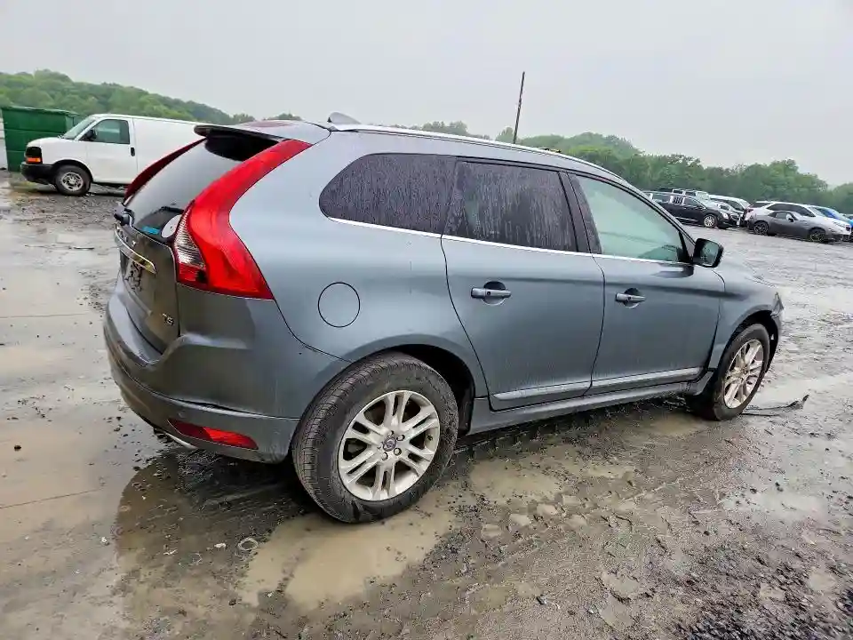 YV440MDK1G2823455 2016 VOLVO XC60-2