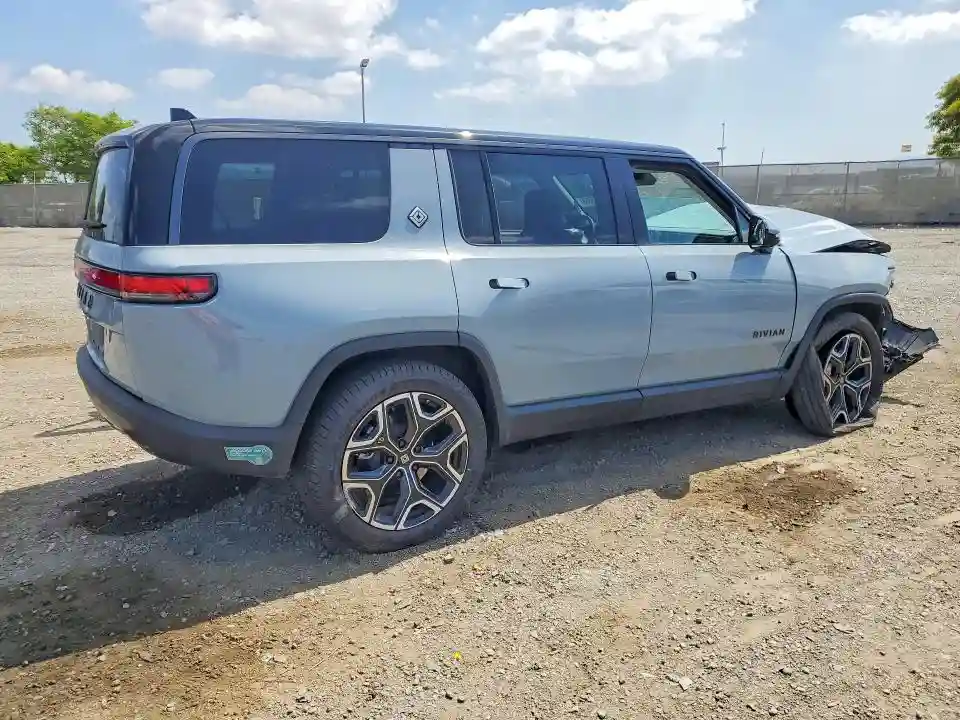 7PDSGBBA8SN063514 2025 RIVIAN RIS-2
