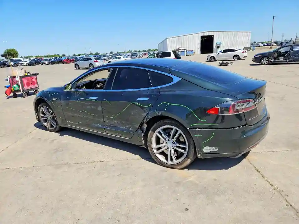 5YJSA1DN0DFP09312 2013 TESLA MODEL S-1