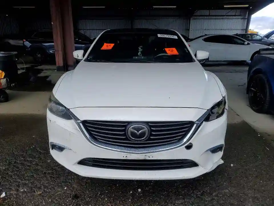 JM1GL1X54H1111038 2017 MAZDA 6-4
