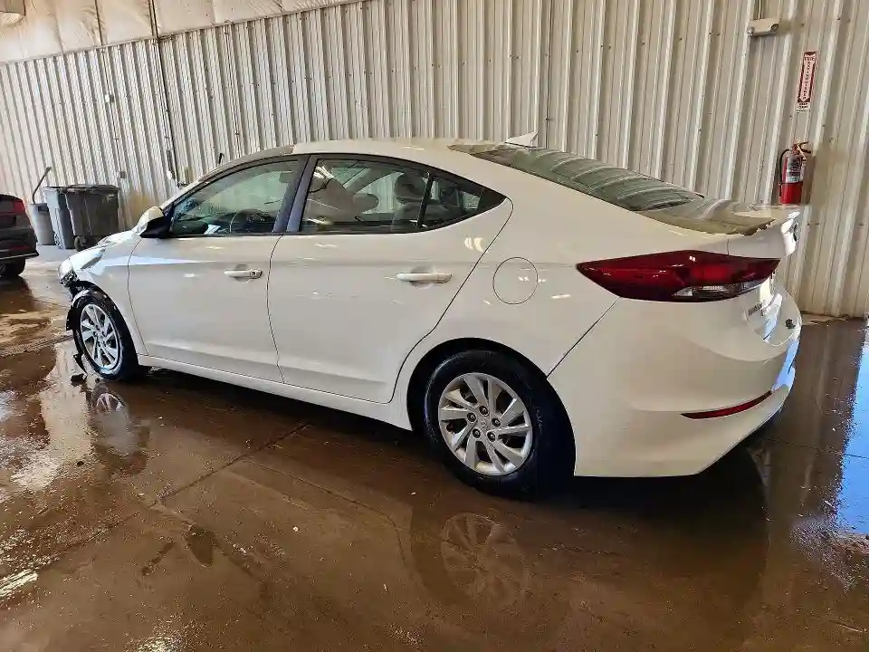 5NPD74LF1HH155059 2017 HYUNDAI ELANTRA-1
