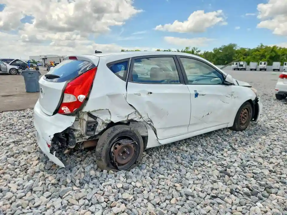 KMHCT5AE1FU209420 2015 HYUNDAI ACCENT-2