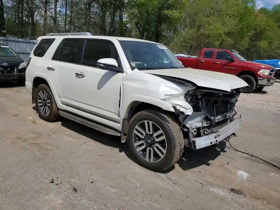 JTEZU5JR7J5190031 2018 TOYOTA 4RUNNER-3
