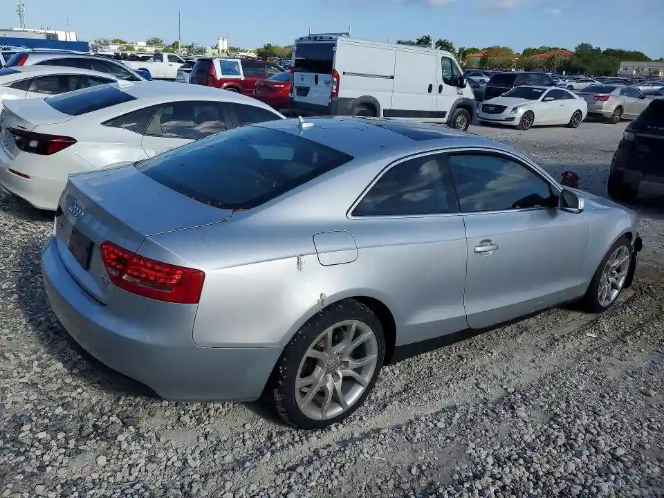 WAULFAFR4CA003535 2012 AUDI A5-2