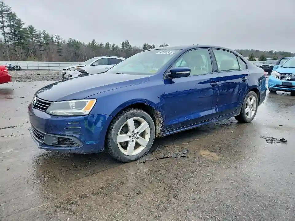 3VWLL7AJ0EM361508 2014 VOLKSWAGEN JETTA-0