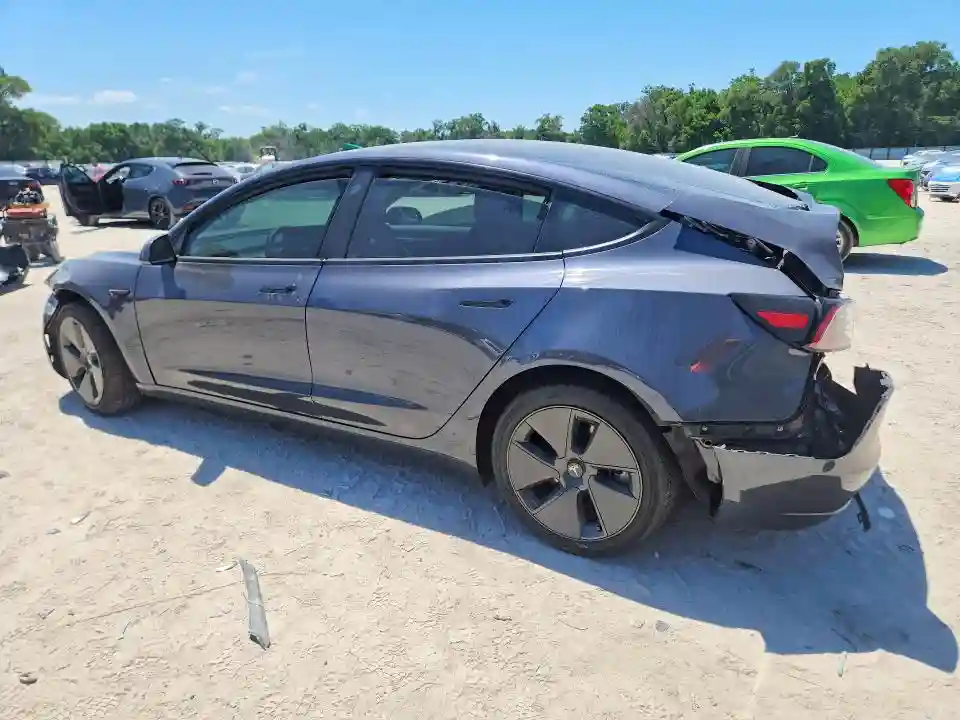 5YJ3E1EA6PF546304 2023 TESLA MODEL 3-1