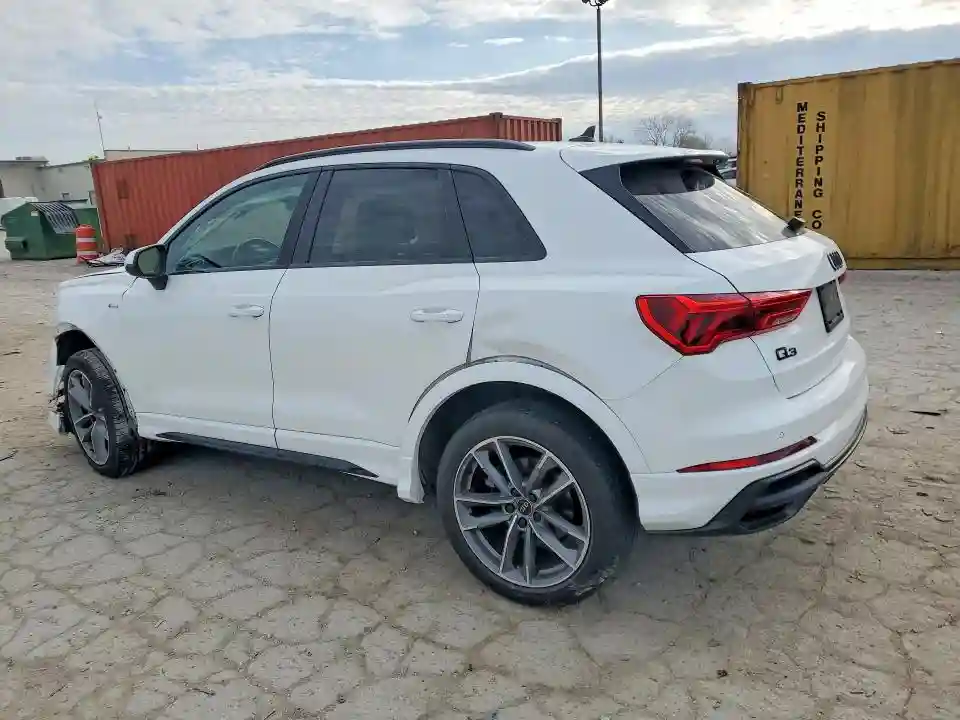 WA1DECF33N1022284 2022 AUDI Q3-1