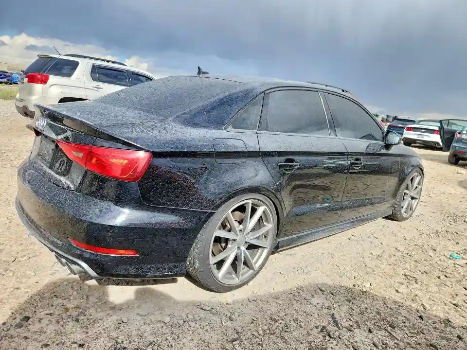 WAUB1GFFXG1103650 2016 AUDI S3-2