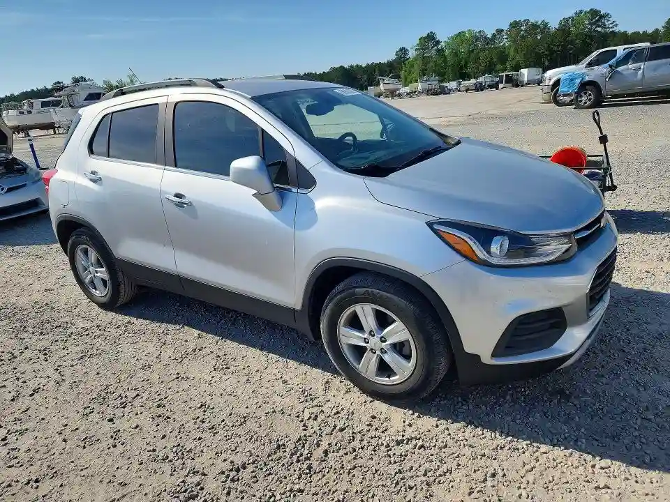 KL7CJLSB5LB020437 2020 CHEVROLET TRAX-3