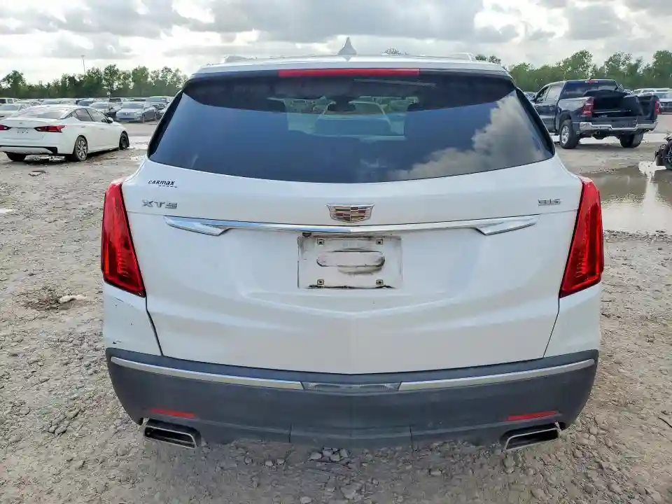 1GYKNBRS9HZ323782 2017 CADILLAC XT5-5