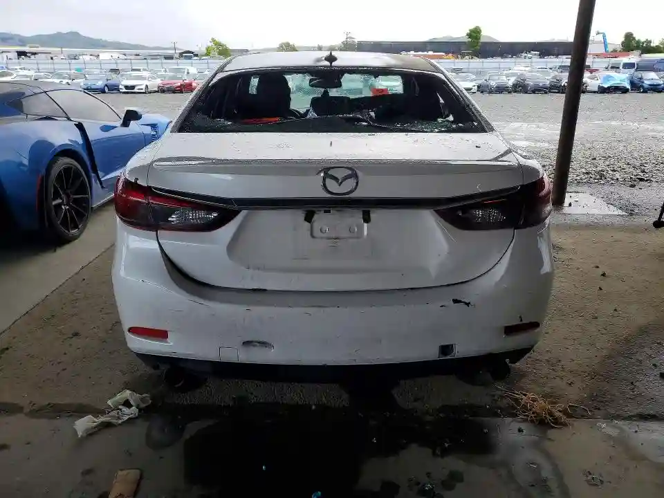 JM1GL1X54H1111038 2017 MAZDA 6-5