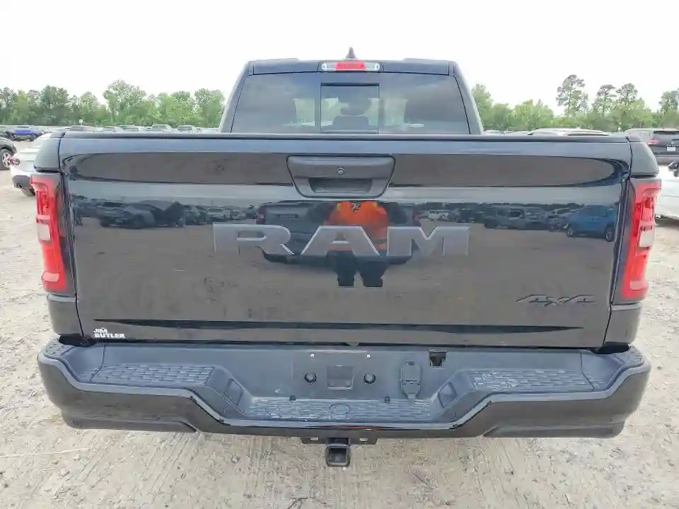 1C6RRFCGXSN553731 2025 RAM 1500-5