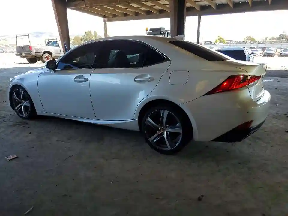 JTHBA1D22J5072912 2018 LEXUS IS-1