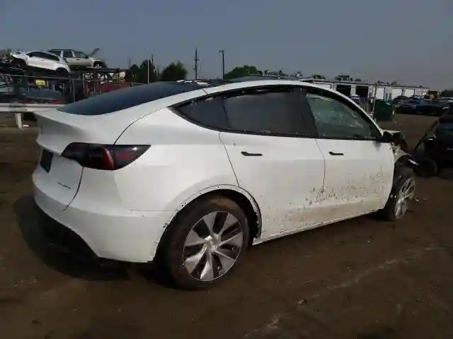 7SAYGDEE9PF770593 2023 TESLA MODEL Y-2