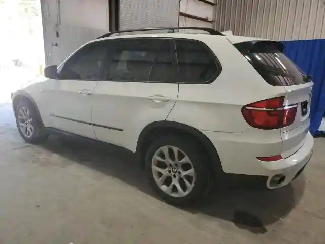 5UXZV4C56CL744419 2012 BMW X5-1