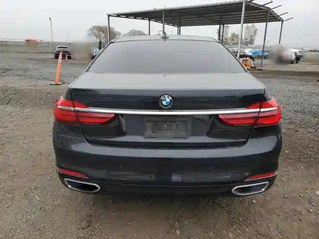 WBA7E2C55JG743293 2018 BMW 7 SERIES-5