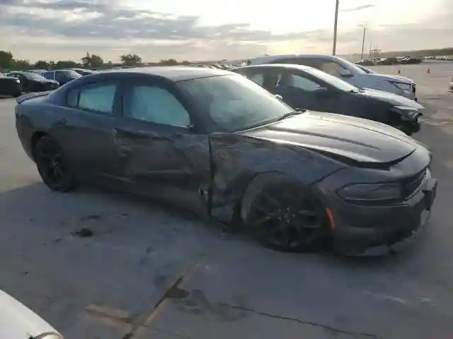 2C3CDXBGXKH670453 2019 DODGE CHARGER-3