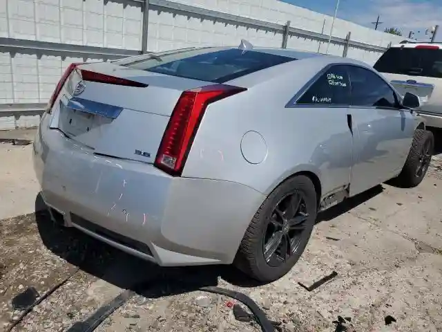 1G6DS1EDXB0120326 2011 CADILLAC CTS-2