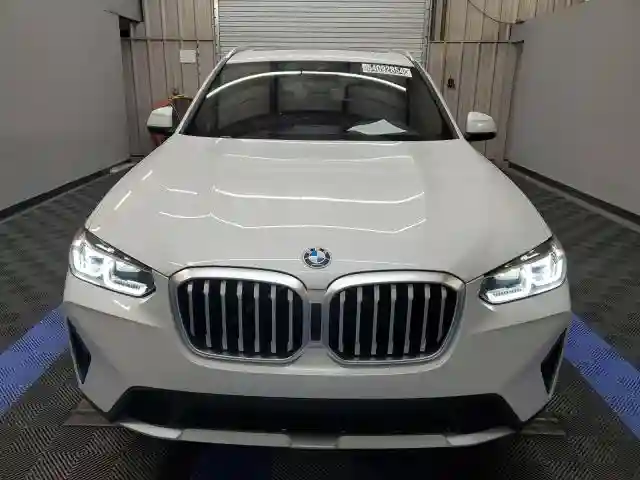 5UX43DP02R9U24826 2024 BMW X3-4