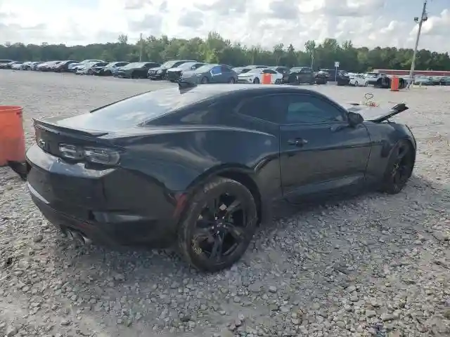 1G1FF1R71P0104305 2023 CHEVROLET CAMARO LT1-2