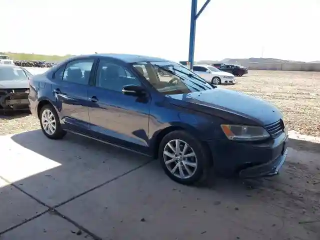 3VWDZ7AJ8BM104935 2011 VOLKSWAGEN JETTA-3