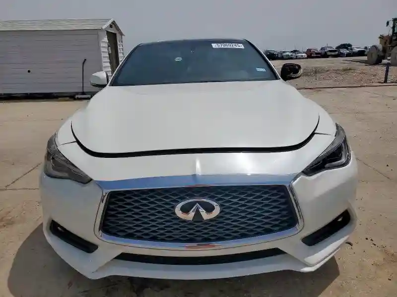 JN1FV7EK3HM610934 2017 INFINITI Q60-4