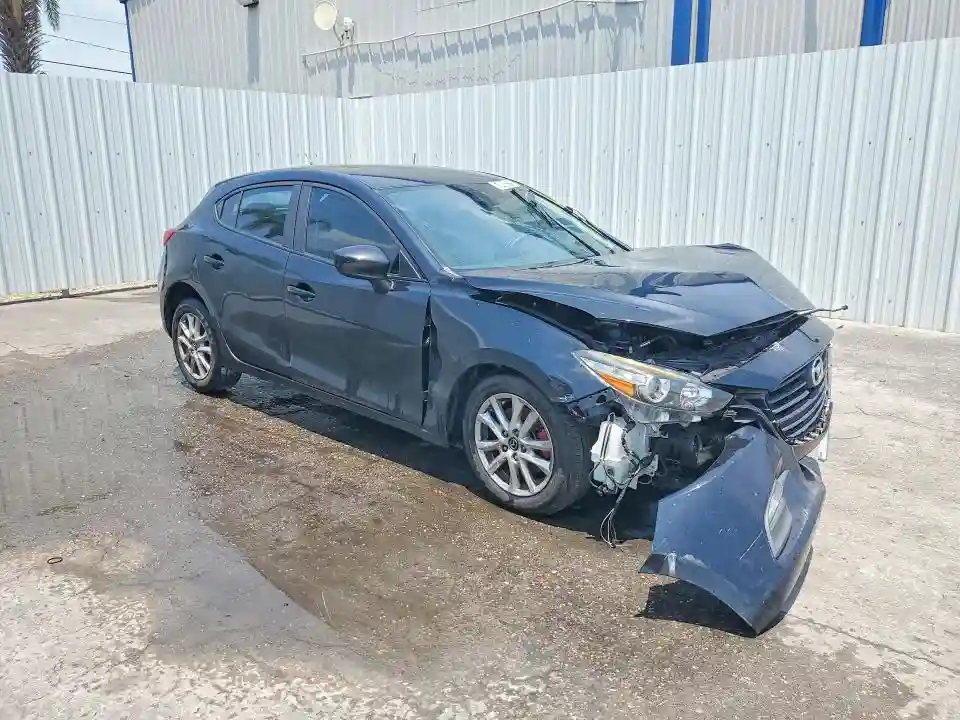 3MZBN1K74JM260178 2018 MAZDA 3-3