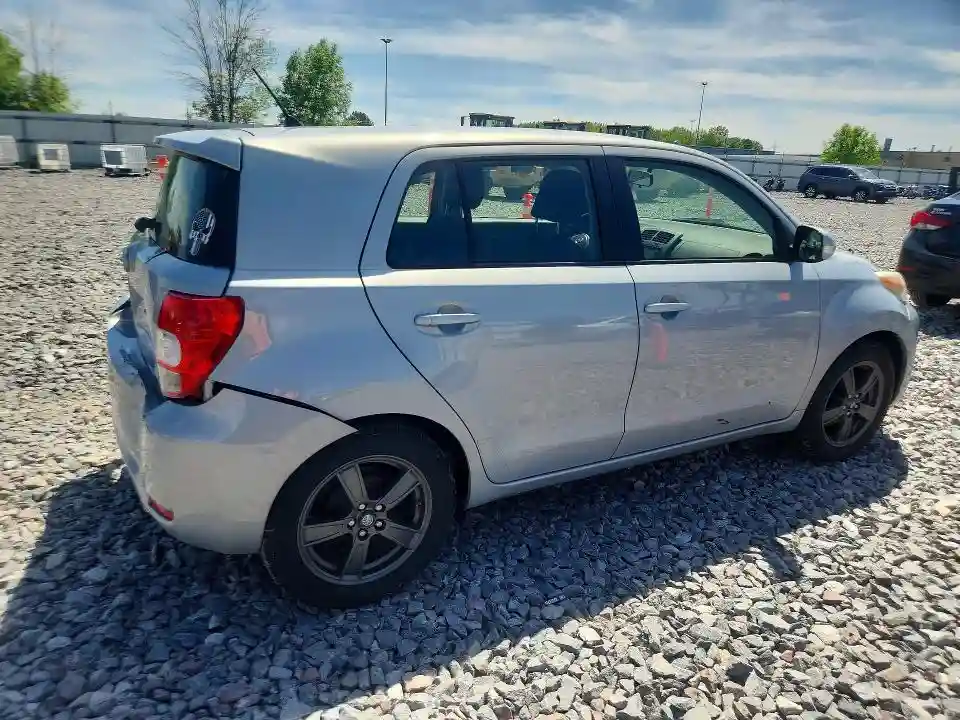 JTKKUPB40D1038441 2013 SCION XD-2