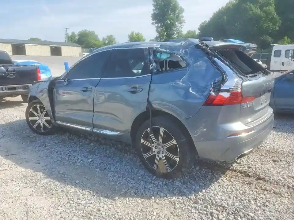 YV4102DL3M1710060 2021 VOLVO XC60-1
