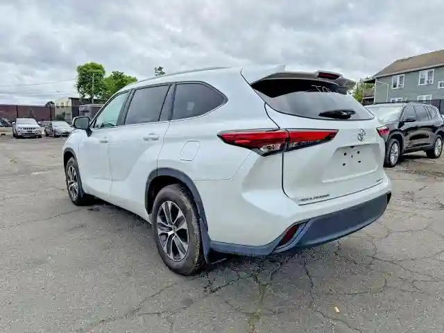 5TDKDRBH6PS515550 2023 TOYOTA HIGHLANDER-2