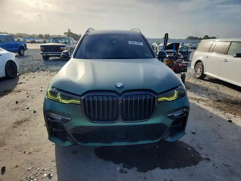 5UXCX4C53KLS37881 2019 BMW X7-4
