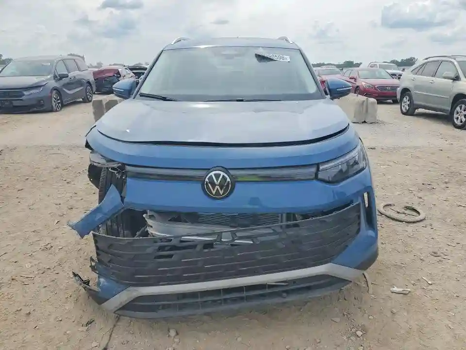 3VVER7RM3TM008087 2026 VOLKSWAGEN TIGUAN-4