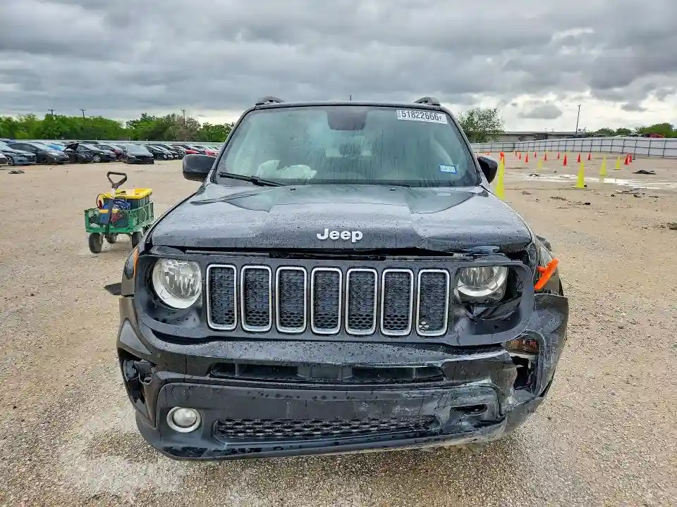 ZACNJABB9KPK59779 2019 JEEP RENEGADE-4