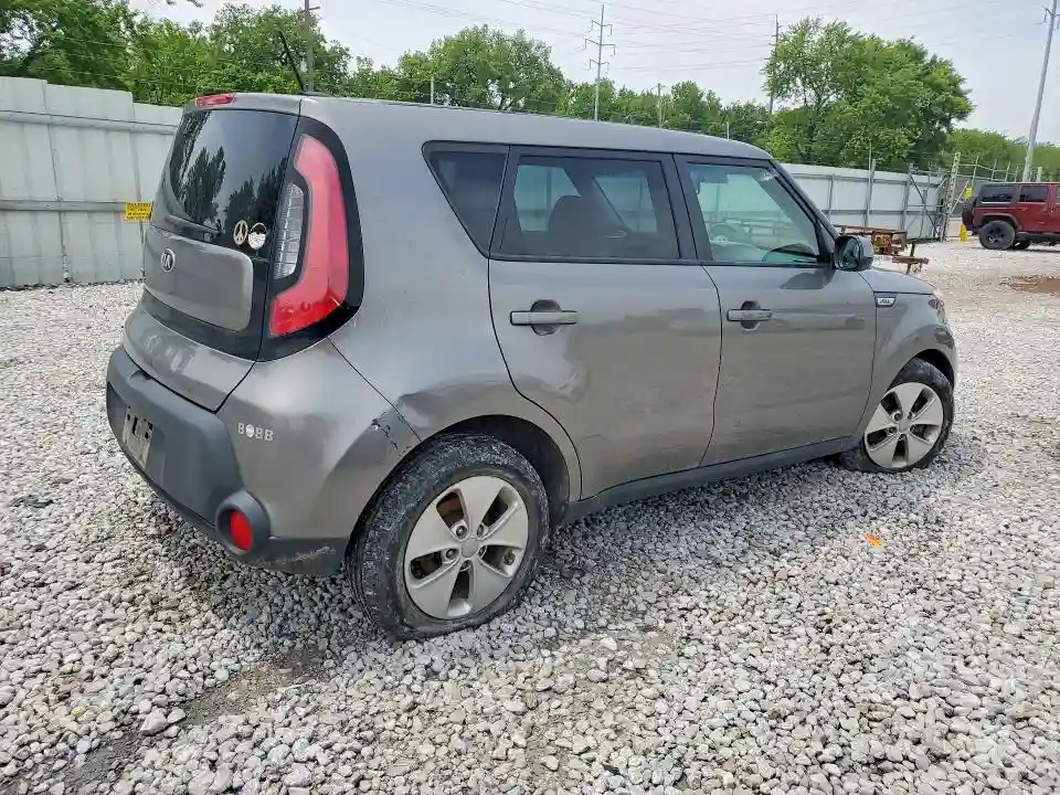 KNDJN2A24G7238677 2016 KIA SOUL-2