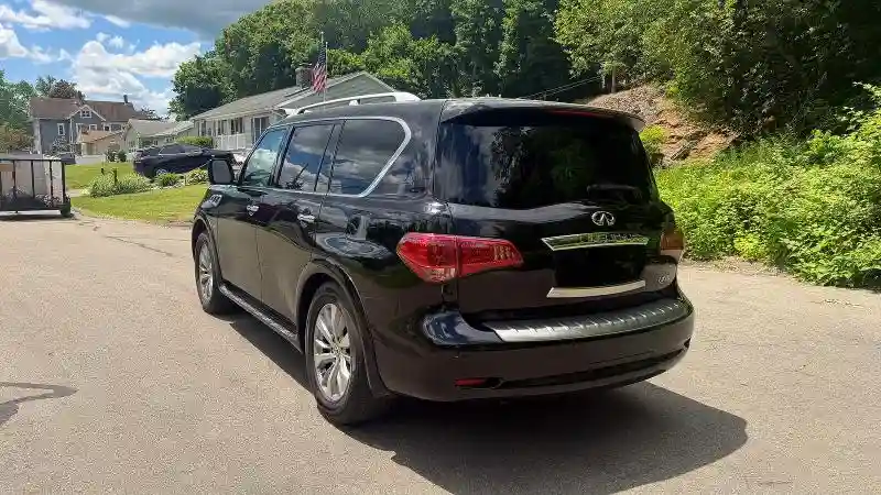JN8AZ2NE9H9154342 2017 INFINITI QX80-2