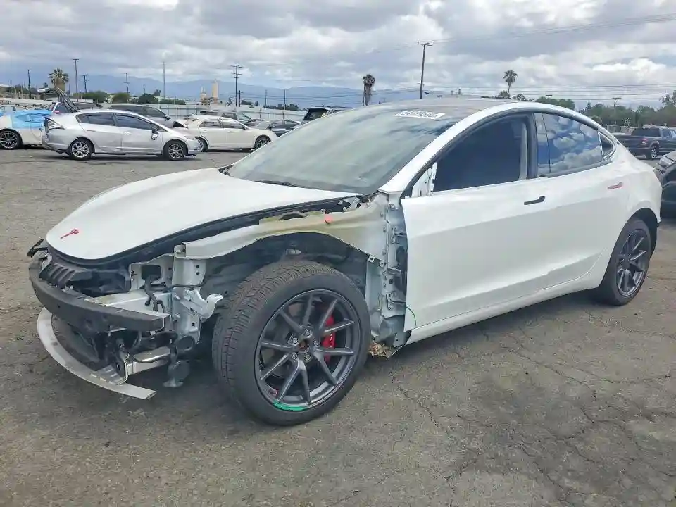 5YJ3E1EB1NF274069 2022 TESLA MODEL 3-0