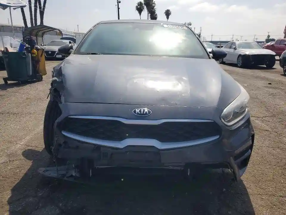 3KPF24AD4ME278085 2021 KIA FORTE-4