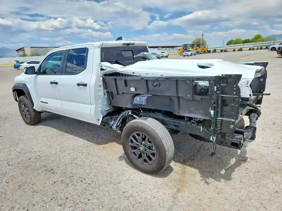 3TMLB5JN0SM094752 2025 TOYOTA TACOMA-1