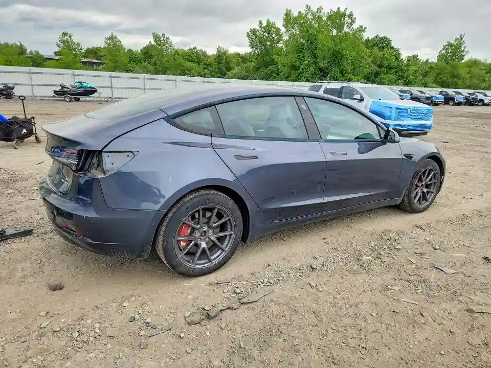 5YJ3E1EB6NF278375 2022 TESLA MODEL 3-2
