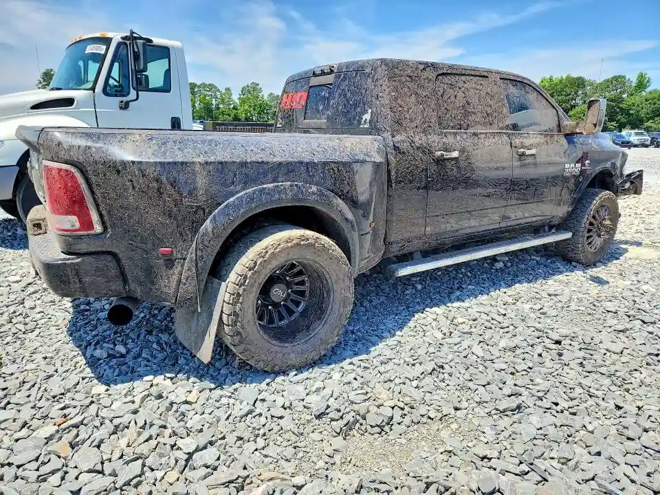 3C63RRNL3FG605202 2015 RAM 3500-2